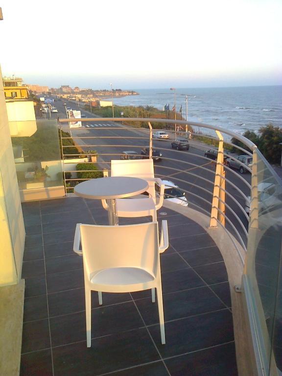 Hotel L'Approdo Anzio Habitación foto