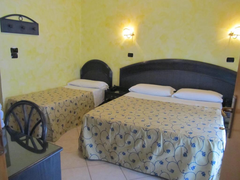 Hotel L'Approdo Anzio Habitación foto