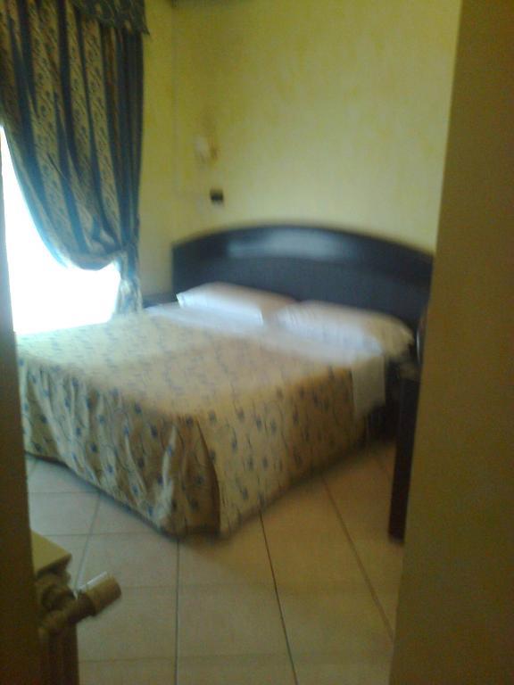 Hotel L'Approdo Anzio Habitación foto